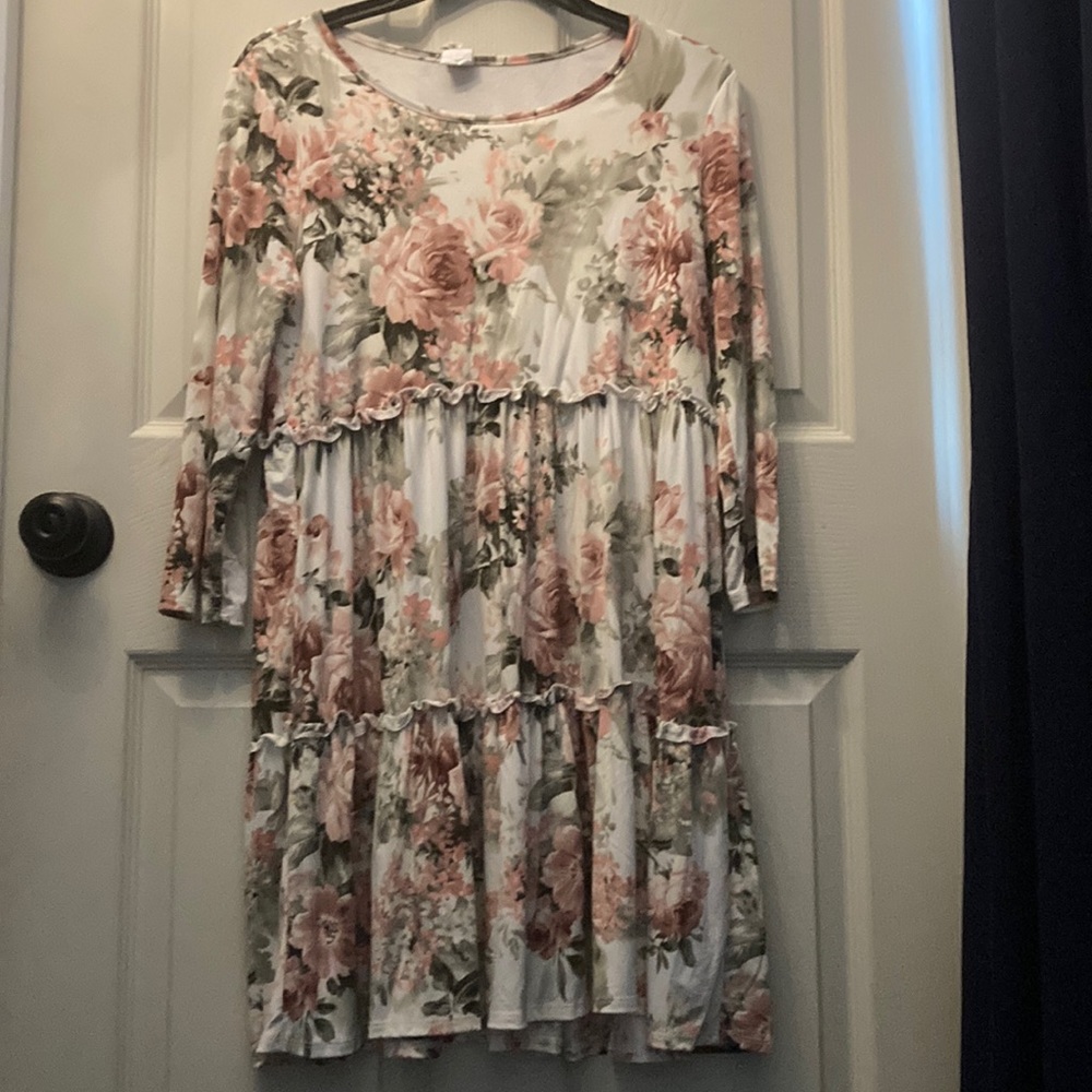 Women’s Bellamie dress size Med